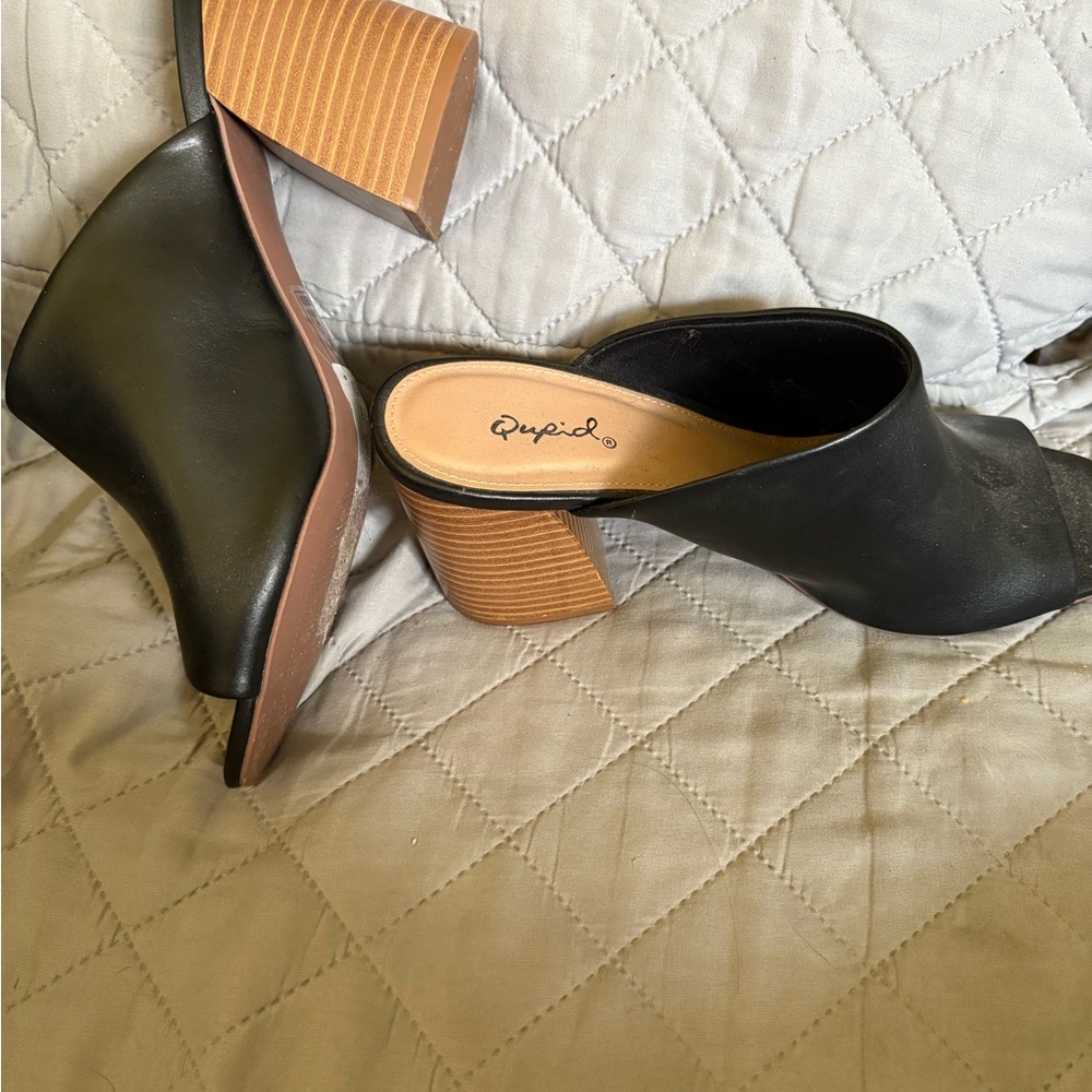 Cupid Black Mules with Tan Block Heel